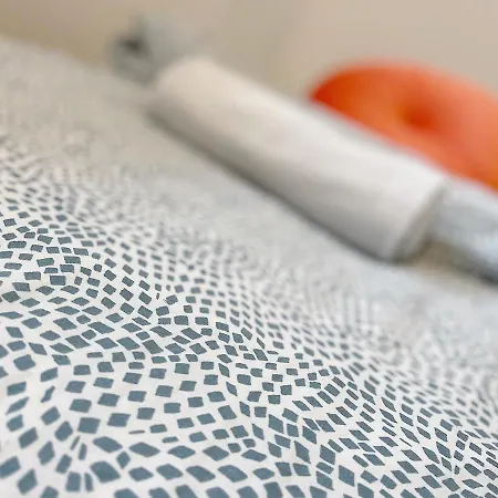 Powstancow 22 Kato Visit & Appartamento