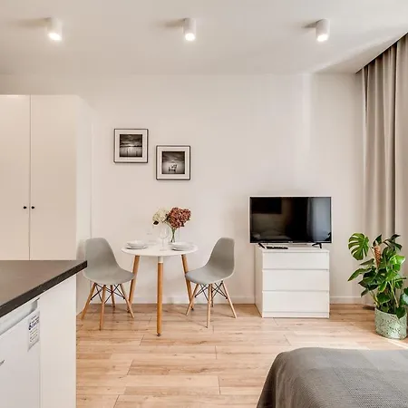 Powstancow 22 Kato Visit & Appartamento *