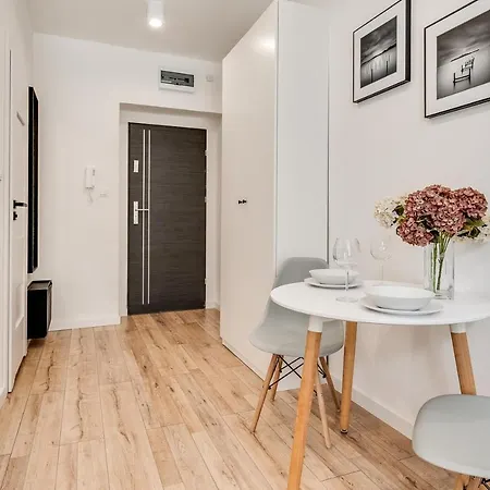 Powstańców 22 Kato Visit&love Apartamento