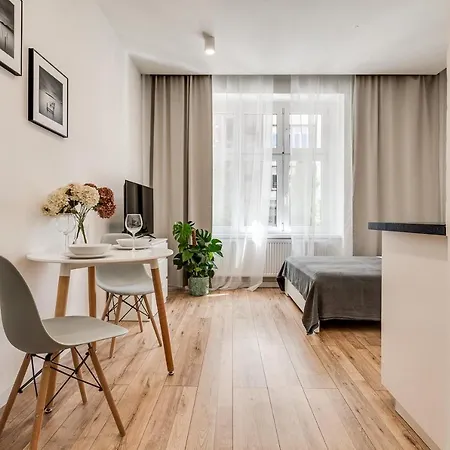 Powstańców 22 Kato Visit&love Apartamento Katowice