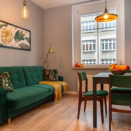 Powstańców 22 Kato Visit&love Apartamento *