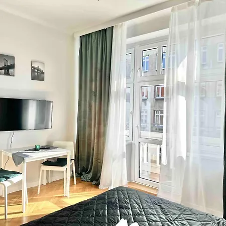 Powstancow 22 Kato Visit & Kattowitz