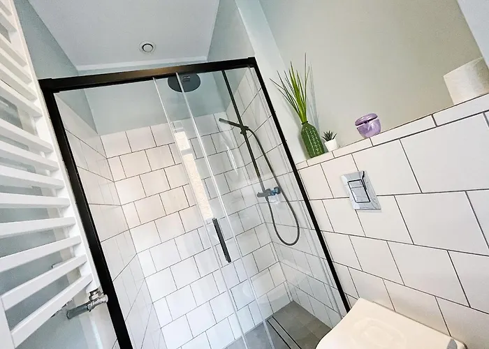 Powstancow 22 Kato Visit & Kattowitz