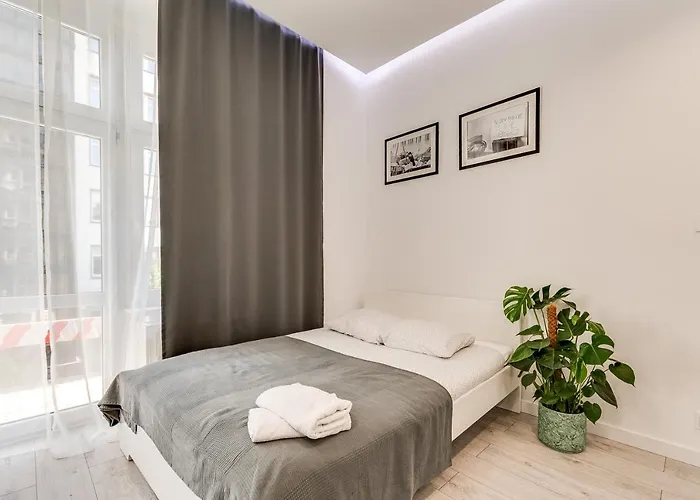 Powstancow 22 Kato Visit & קטוביץ