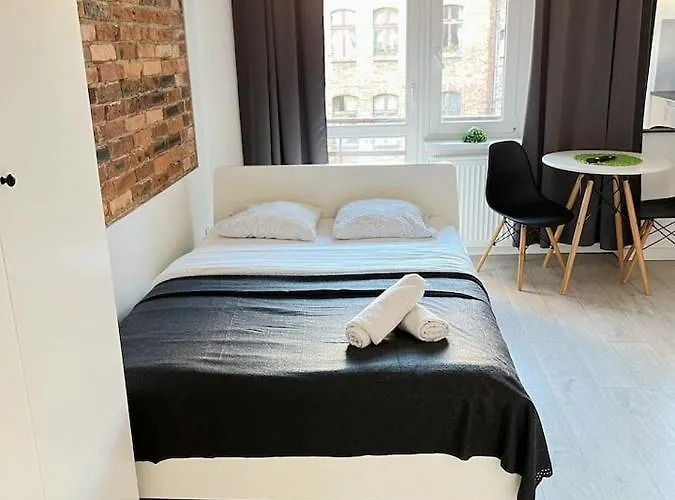 Powstancow 22 Kato Visit & Apartment Kattowitz