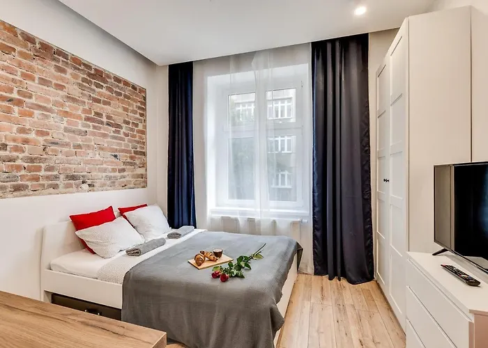 Powstancow 22 Kato Visit & *