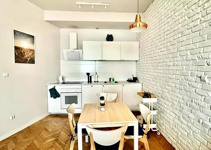 Powstancow 22 Kato Visit & Apartment *