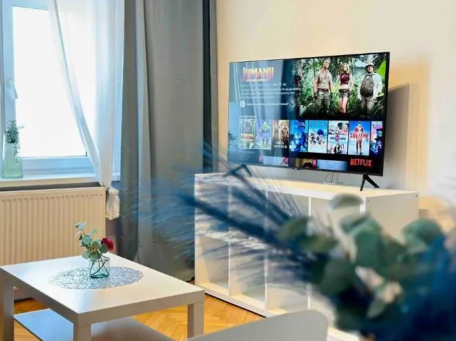 Powstancow 22 Kato Visit & *